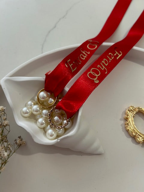 round engagement tray