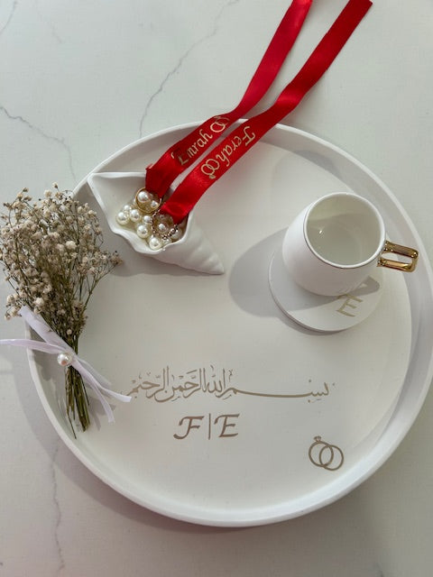 round engagement tray