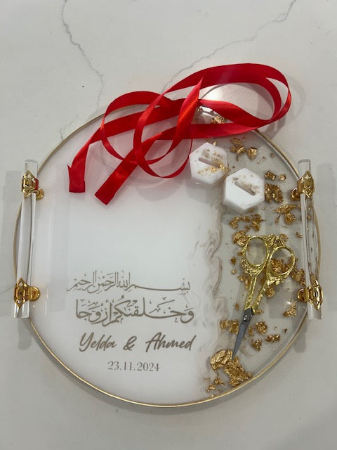 round engagement tray set