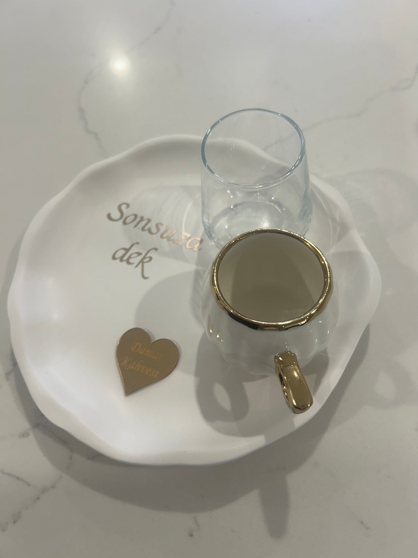 Round cofee plate