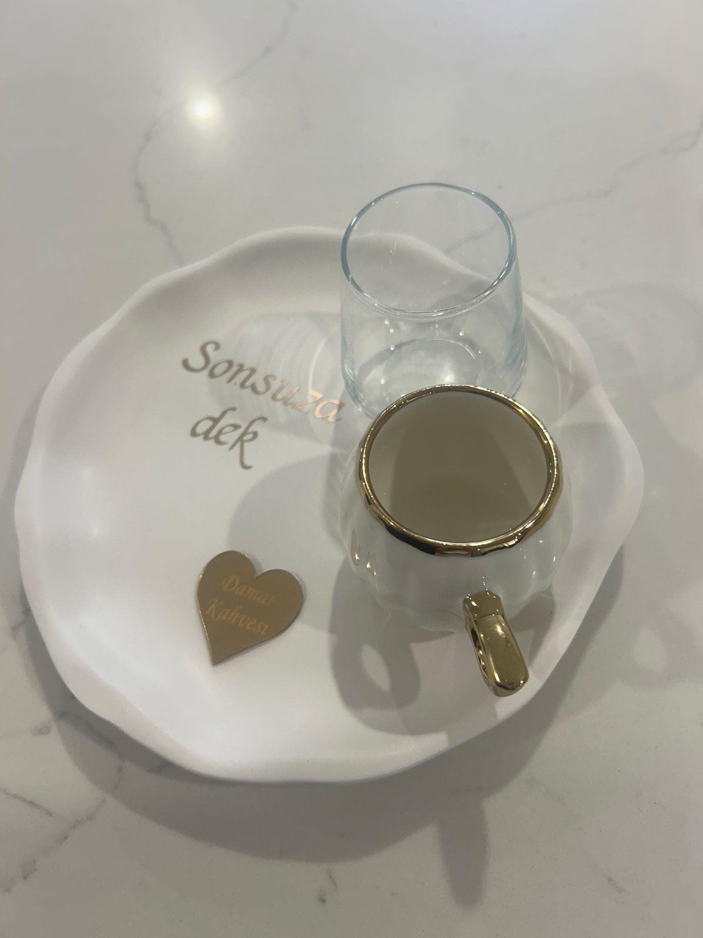 Round cofee plate