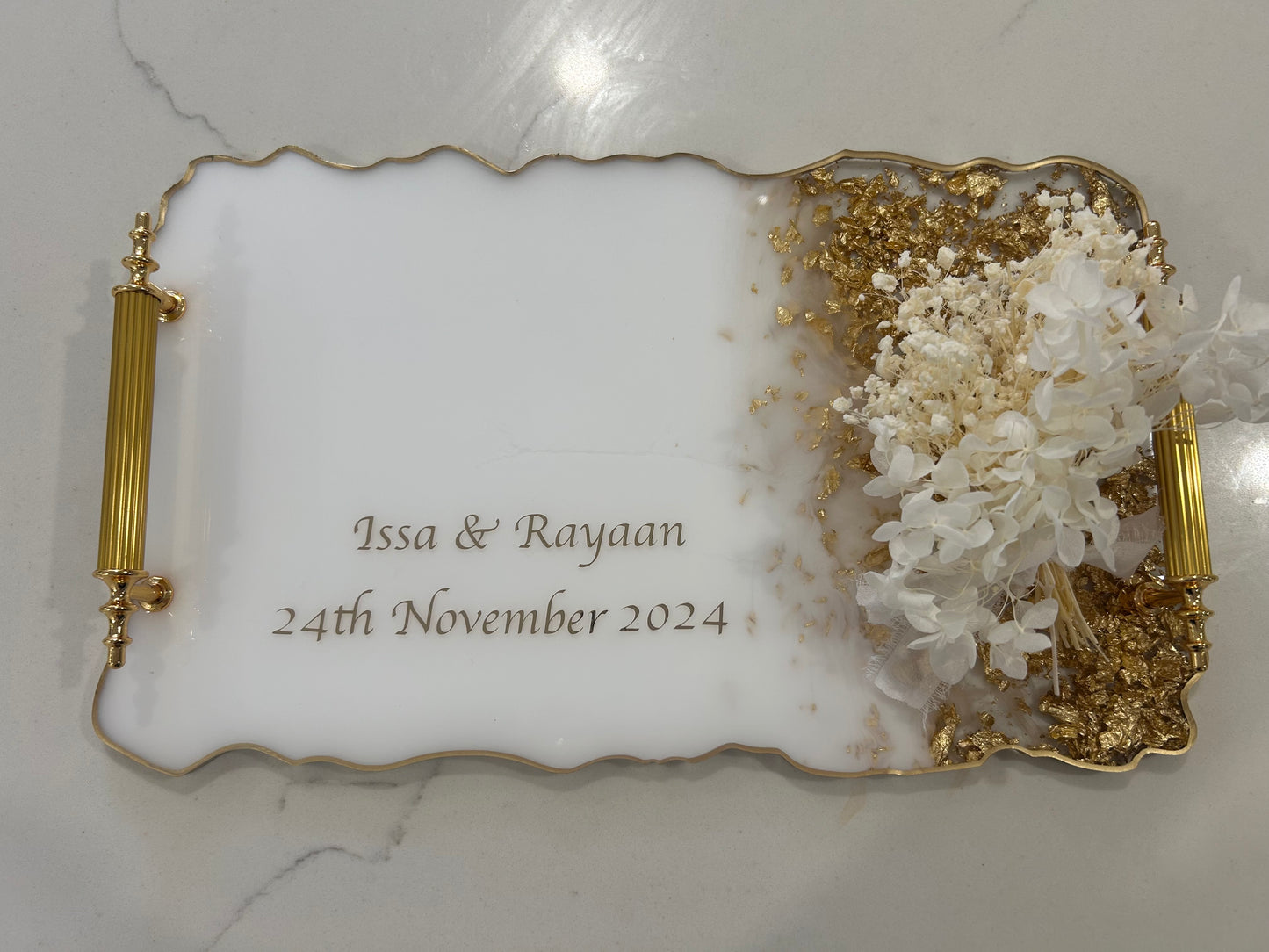 Rectangle engagement tray