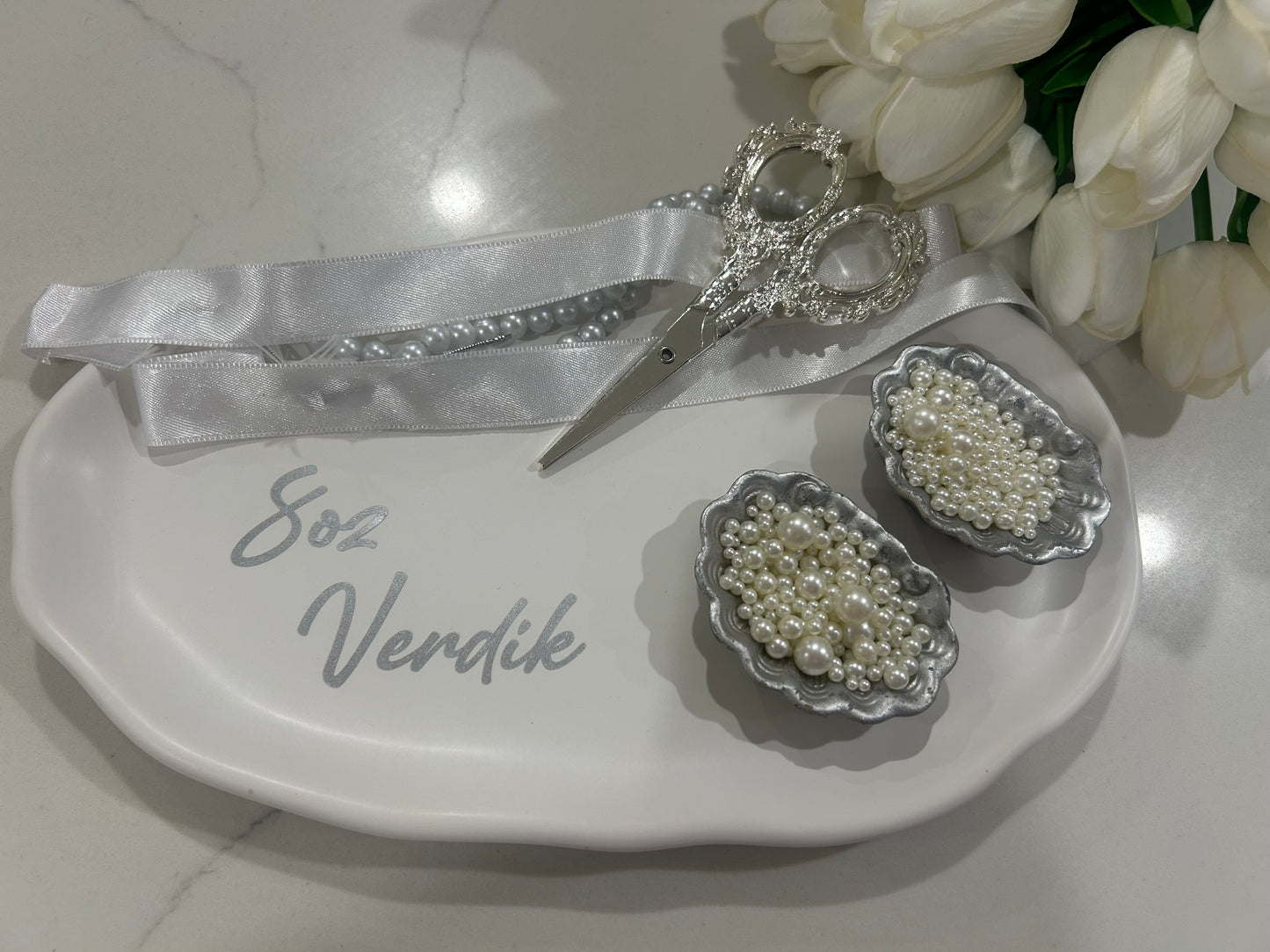Engagement plate set