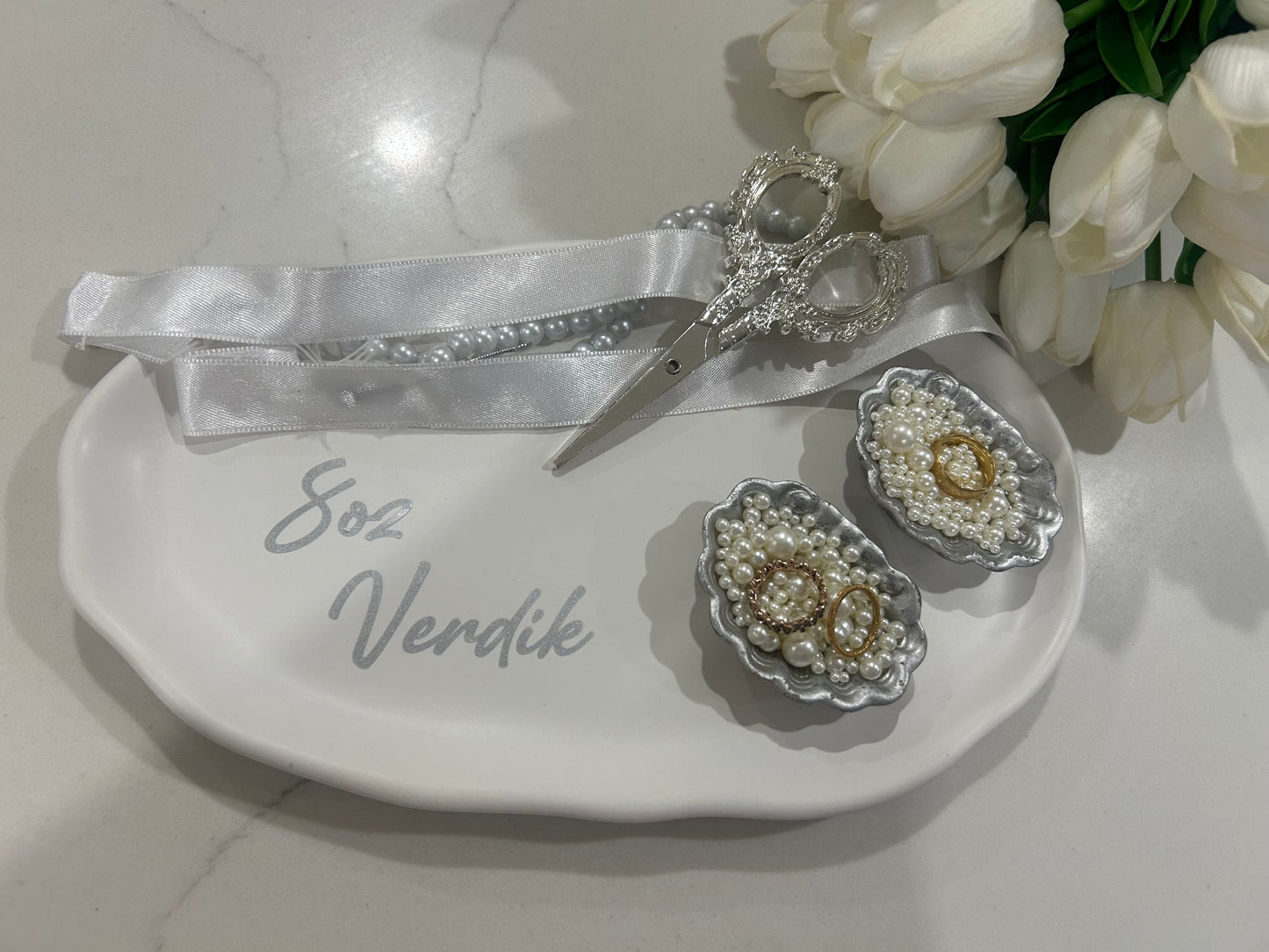 Engagement plate set