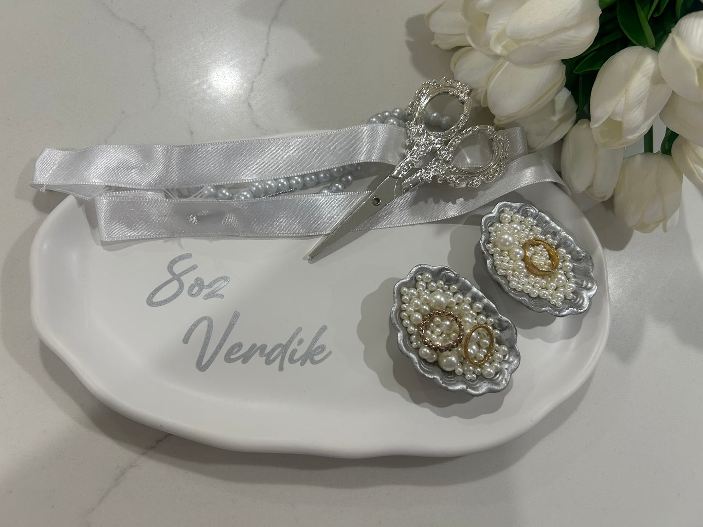 Engagement plate set
