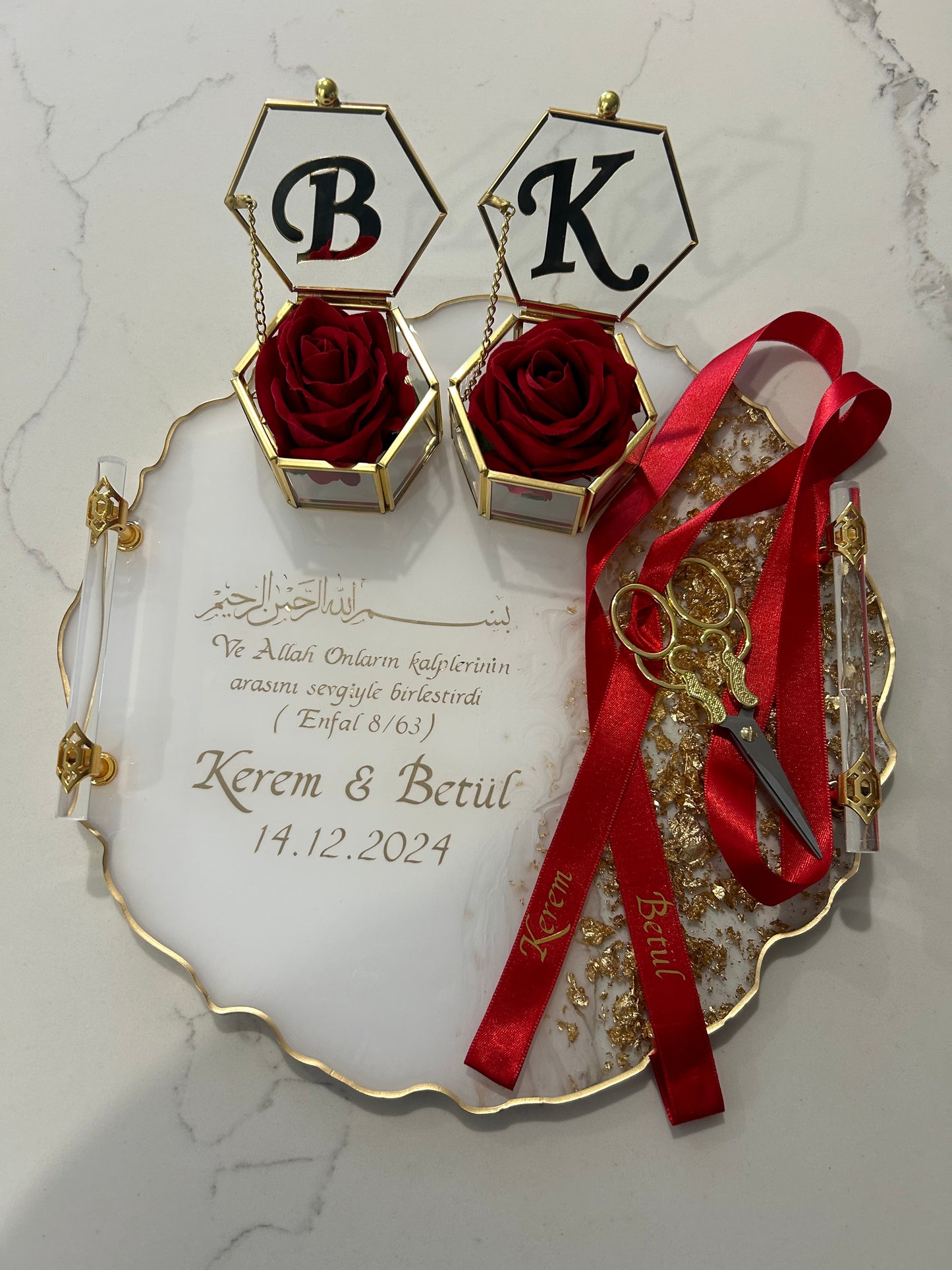 Large engagement tray set