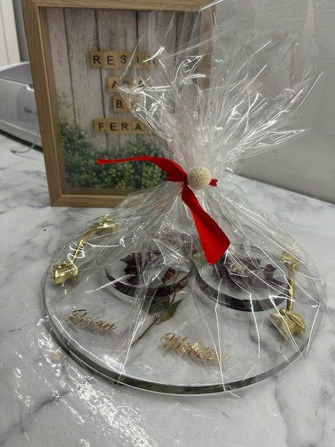 round engagement tray set