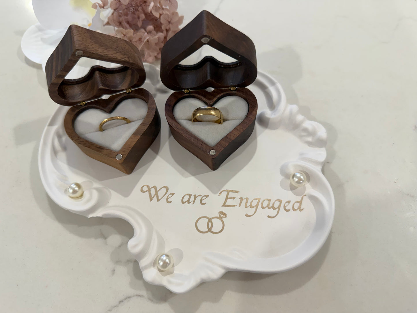 Engagement plate
