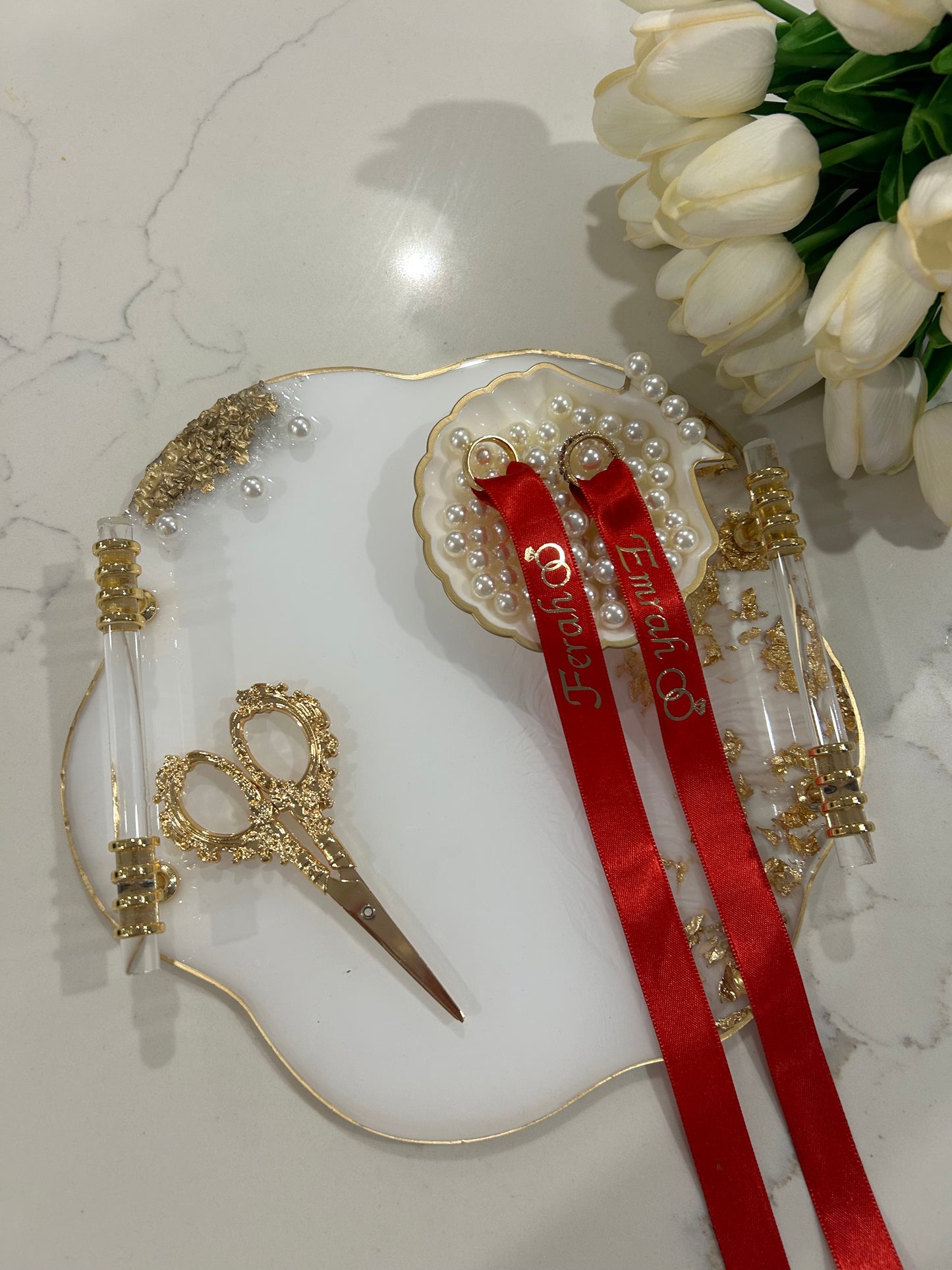 Pearl tray engagement set