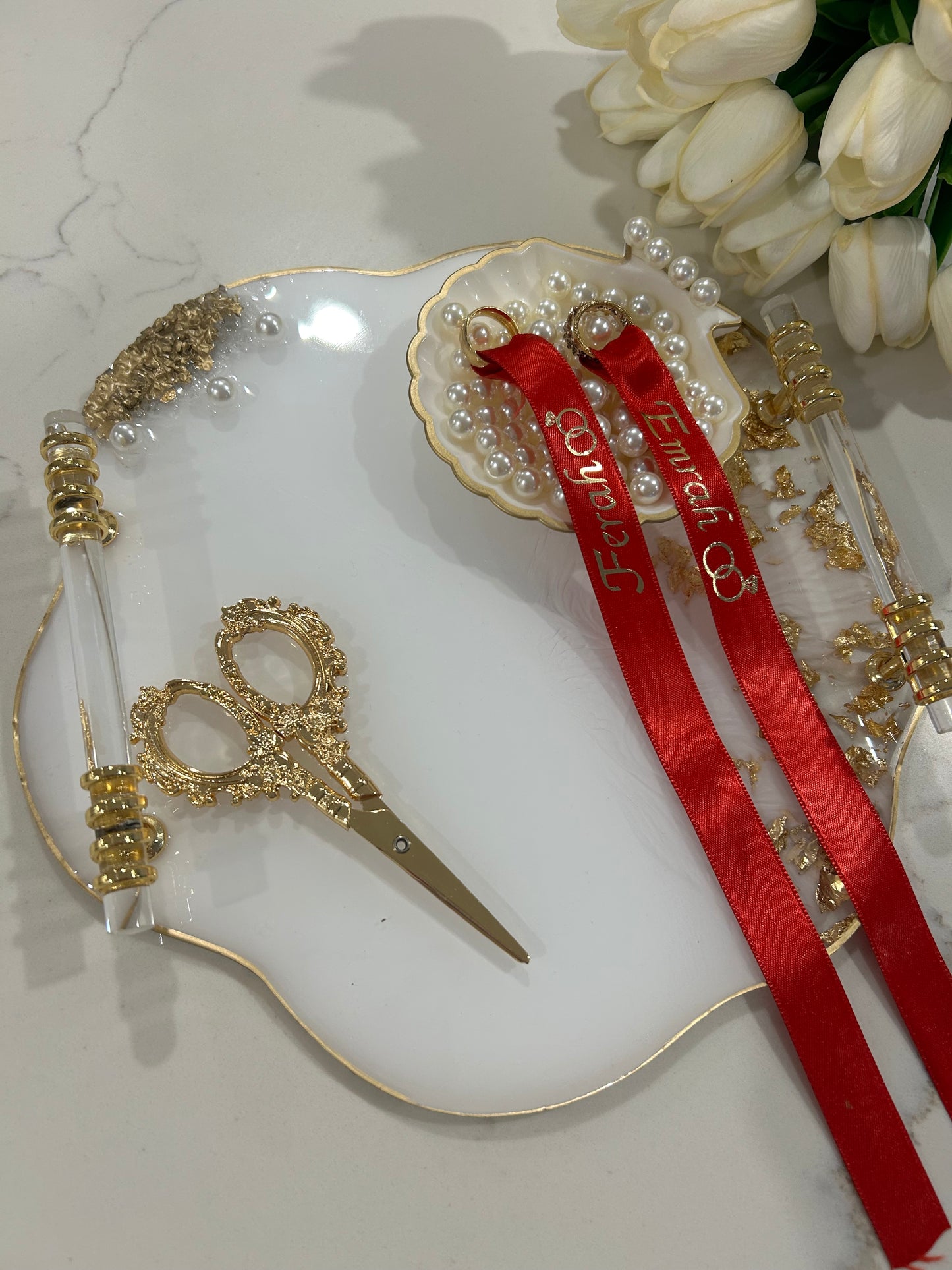 Pearl tray engagement set