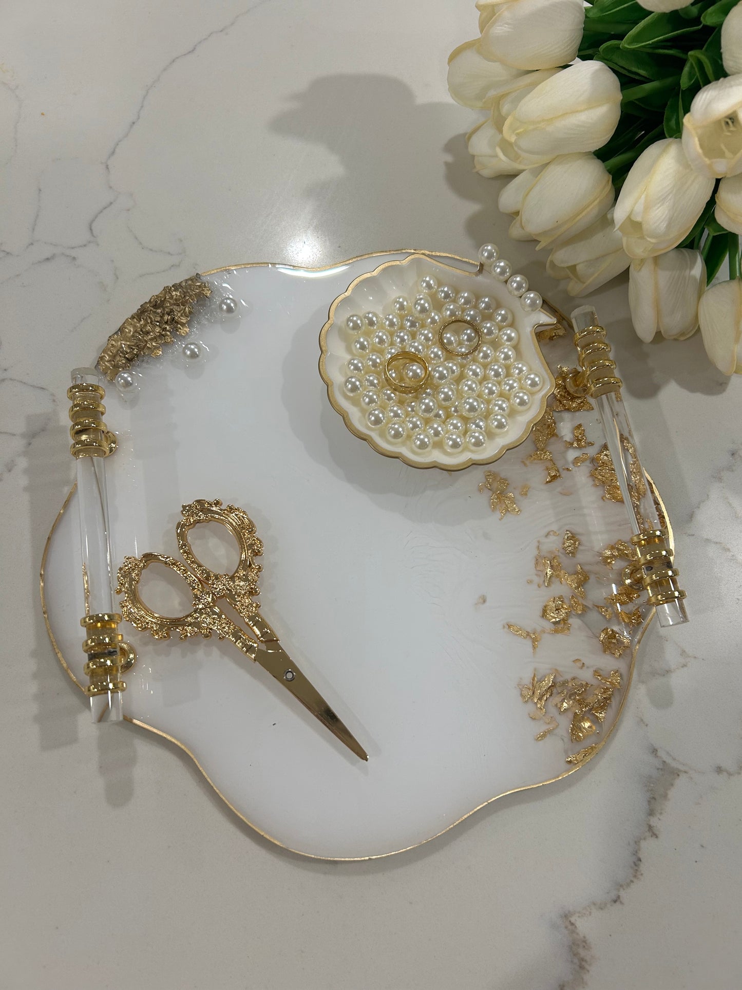 Pearl tray engagement set