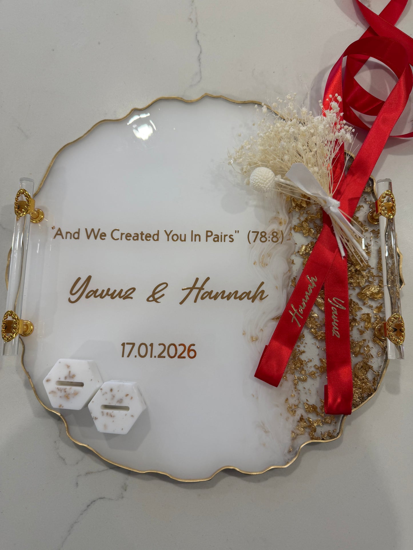 Large engagement tray