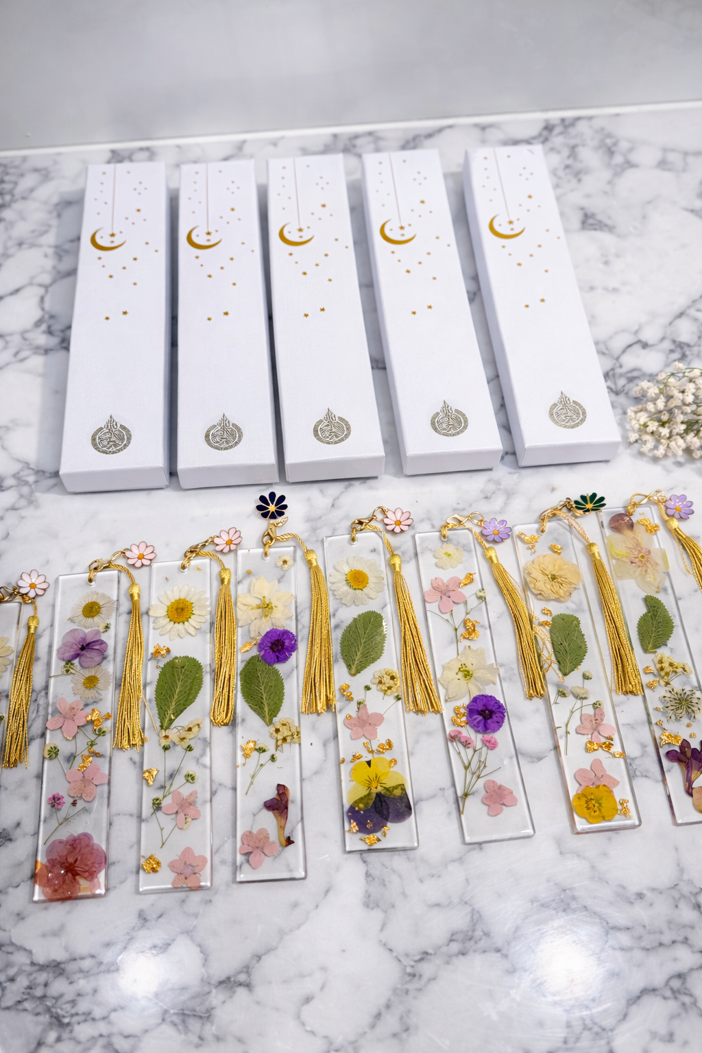 Flower bookmarks