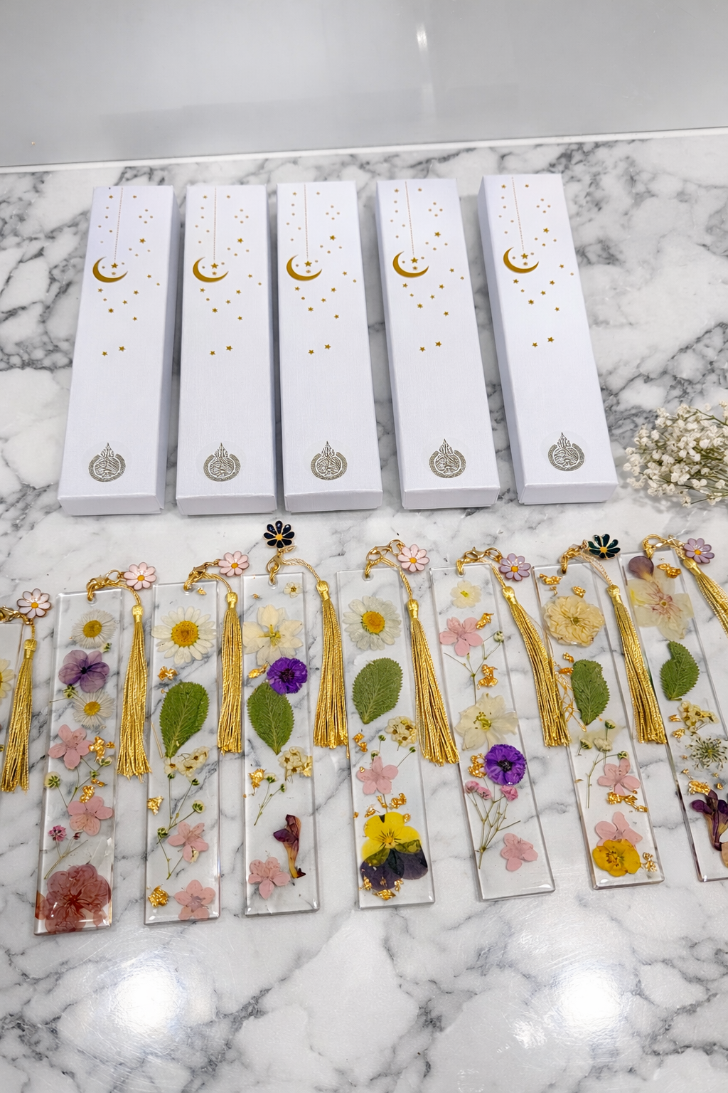 Flower bookmarks