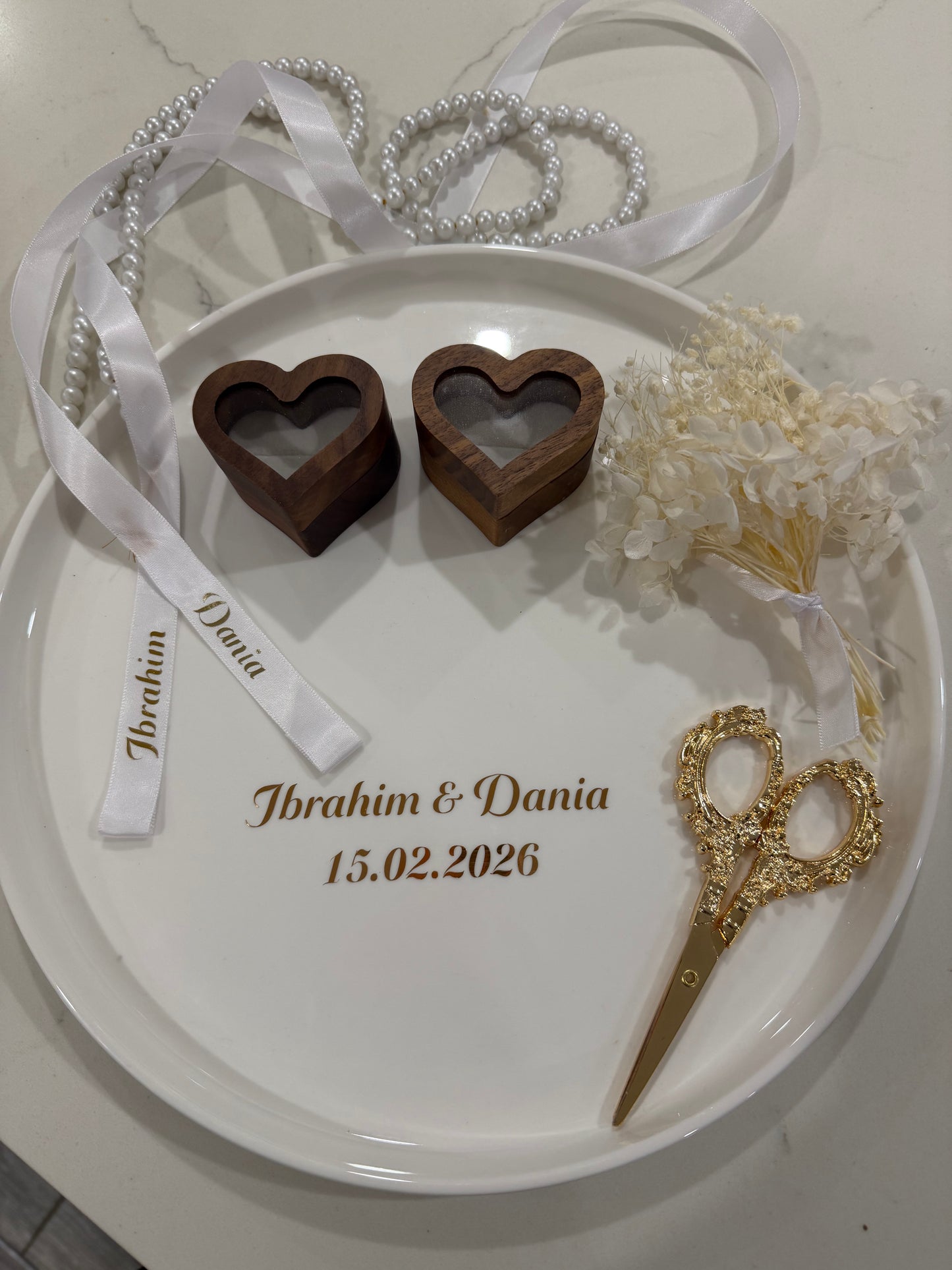Round ceramic tray