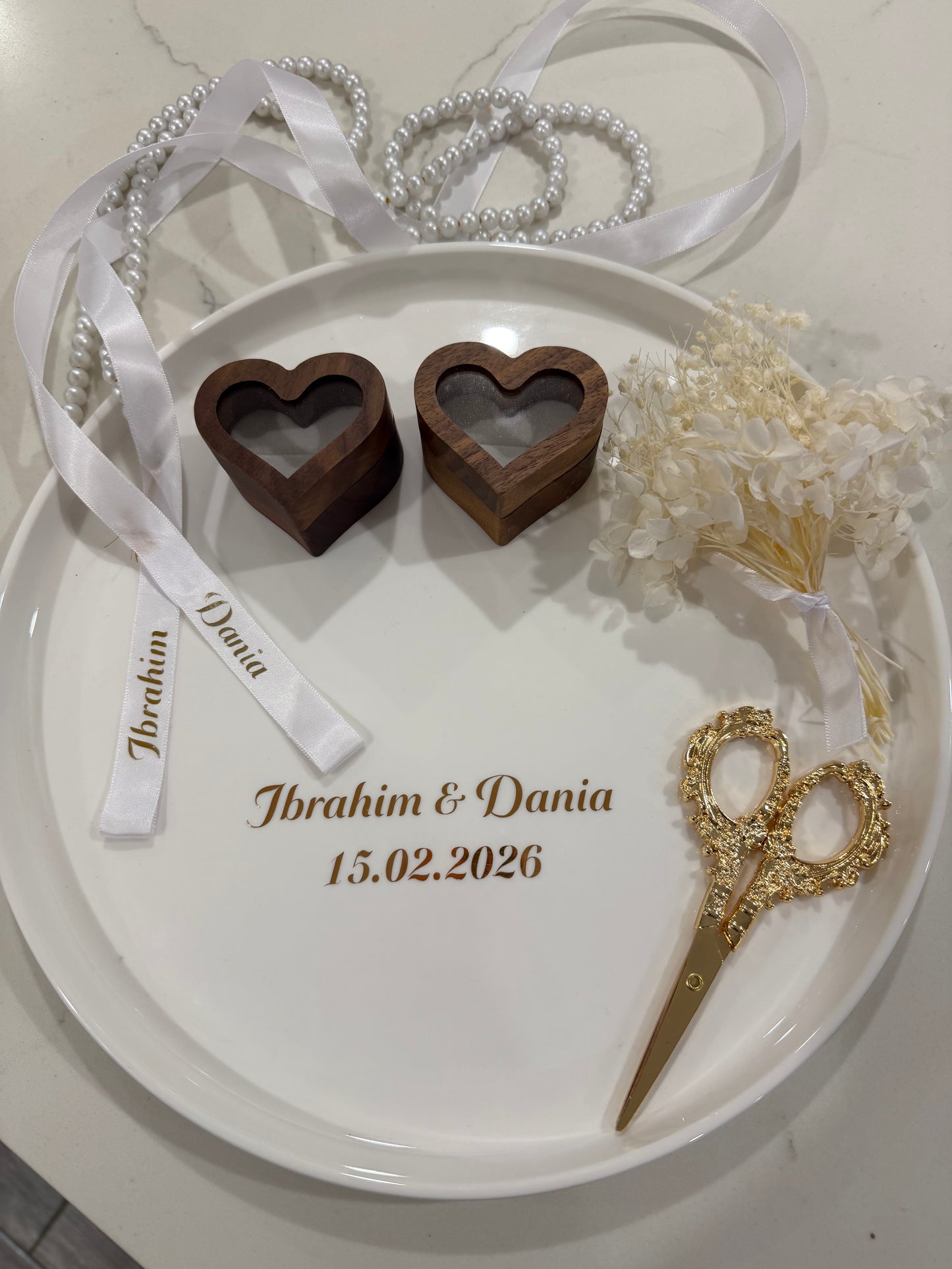 Round ceramic tray