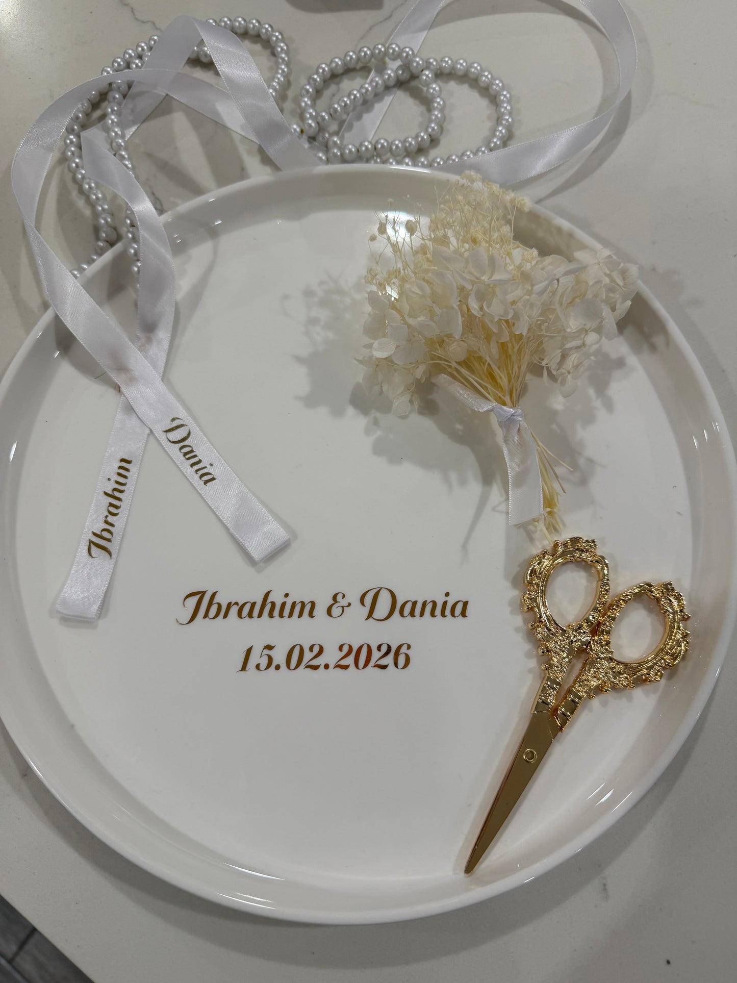 Round ceramic tray