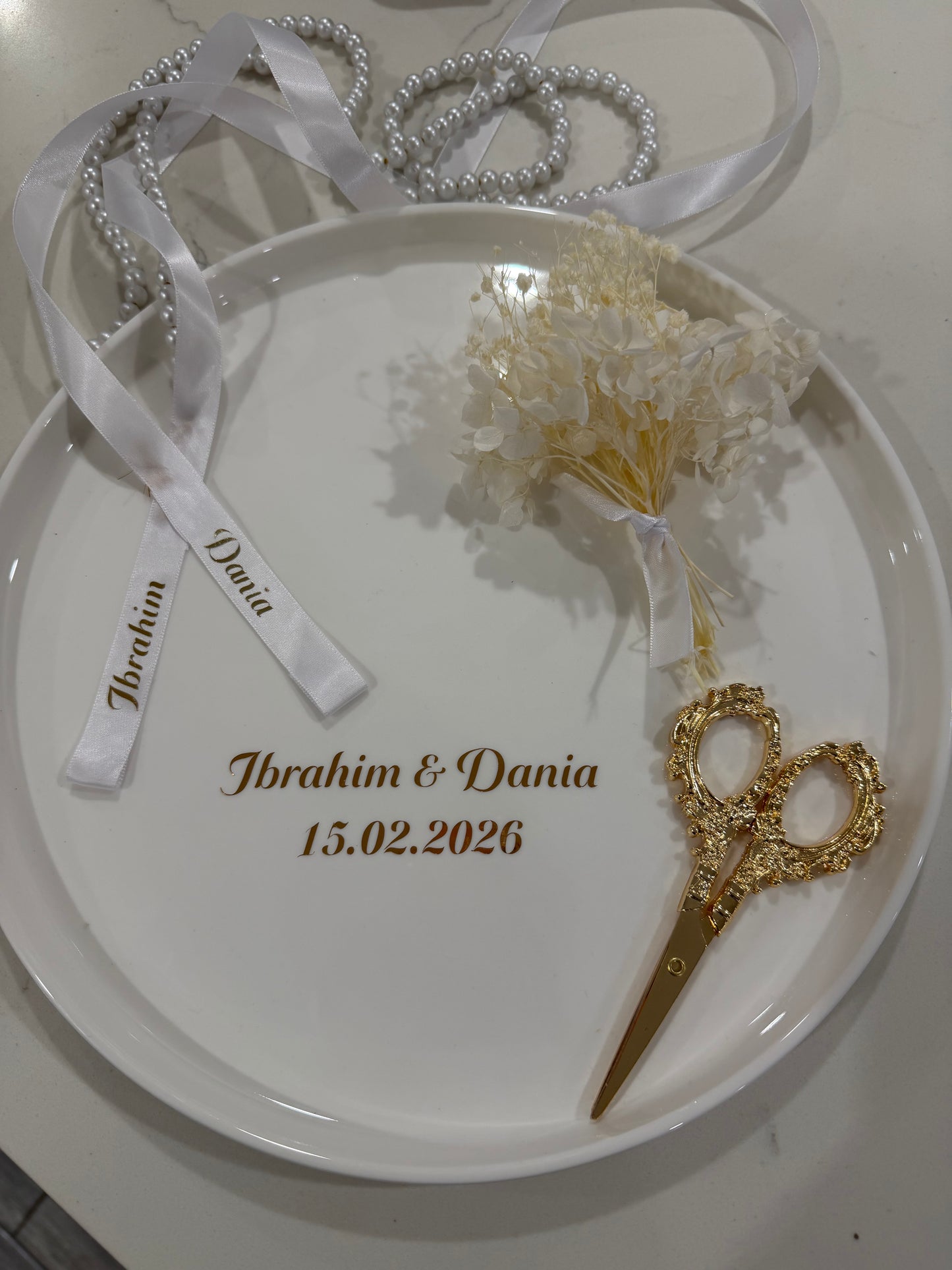 Round ceramic tray
