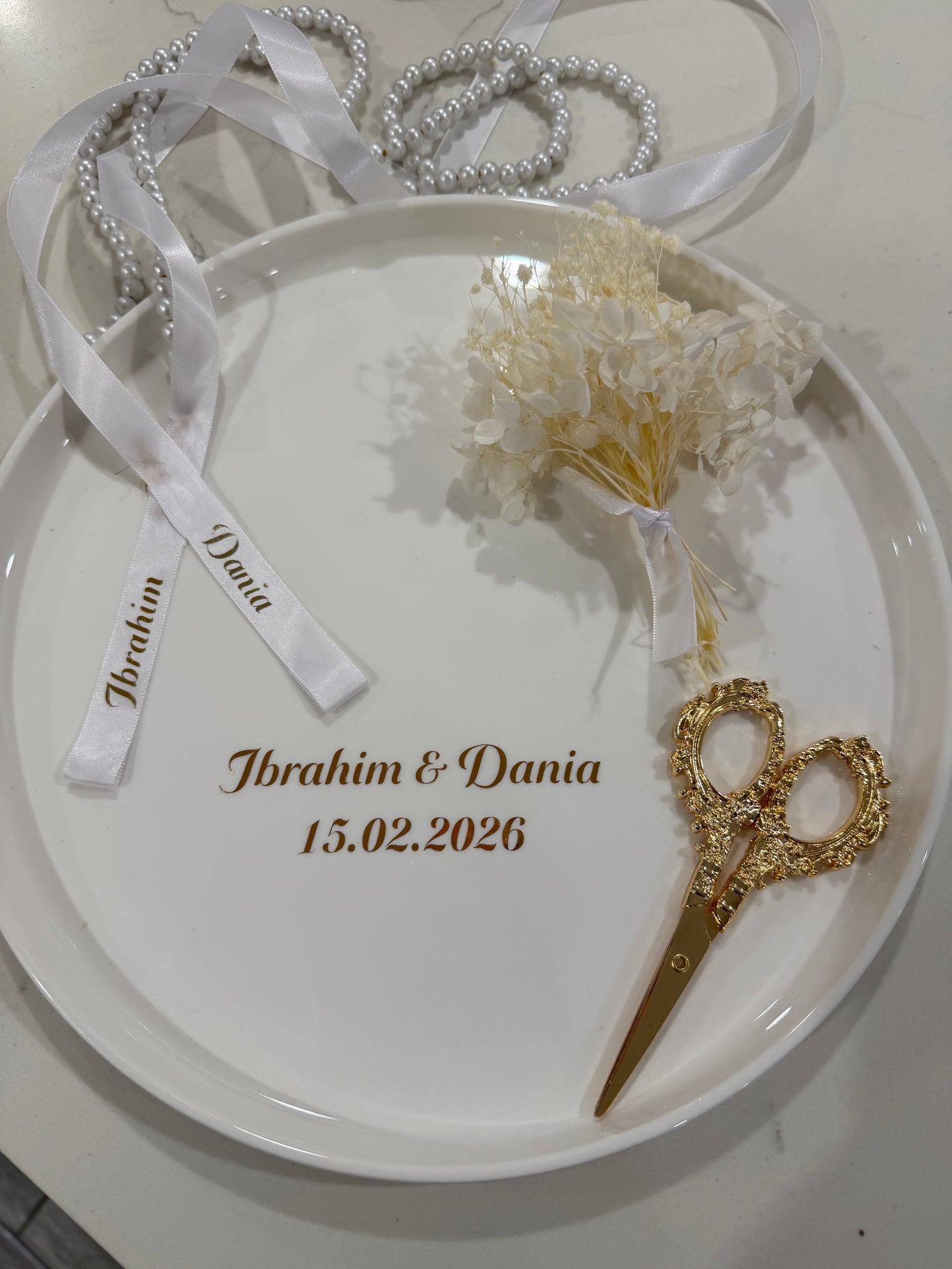 Round ceramic tray