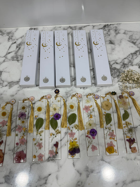 Flower bookmarks