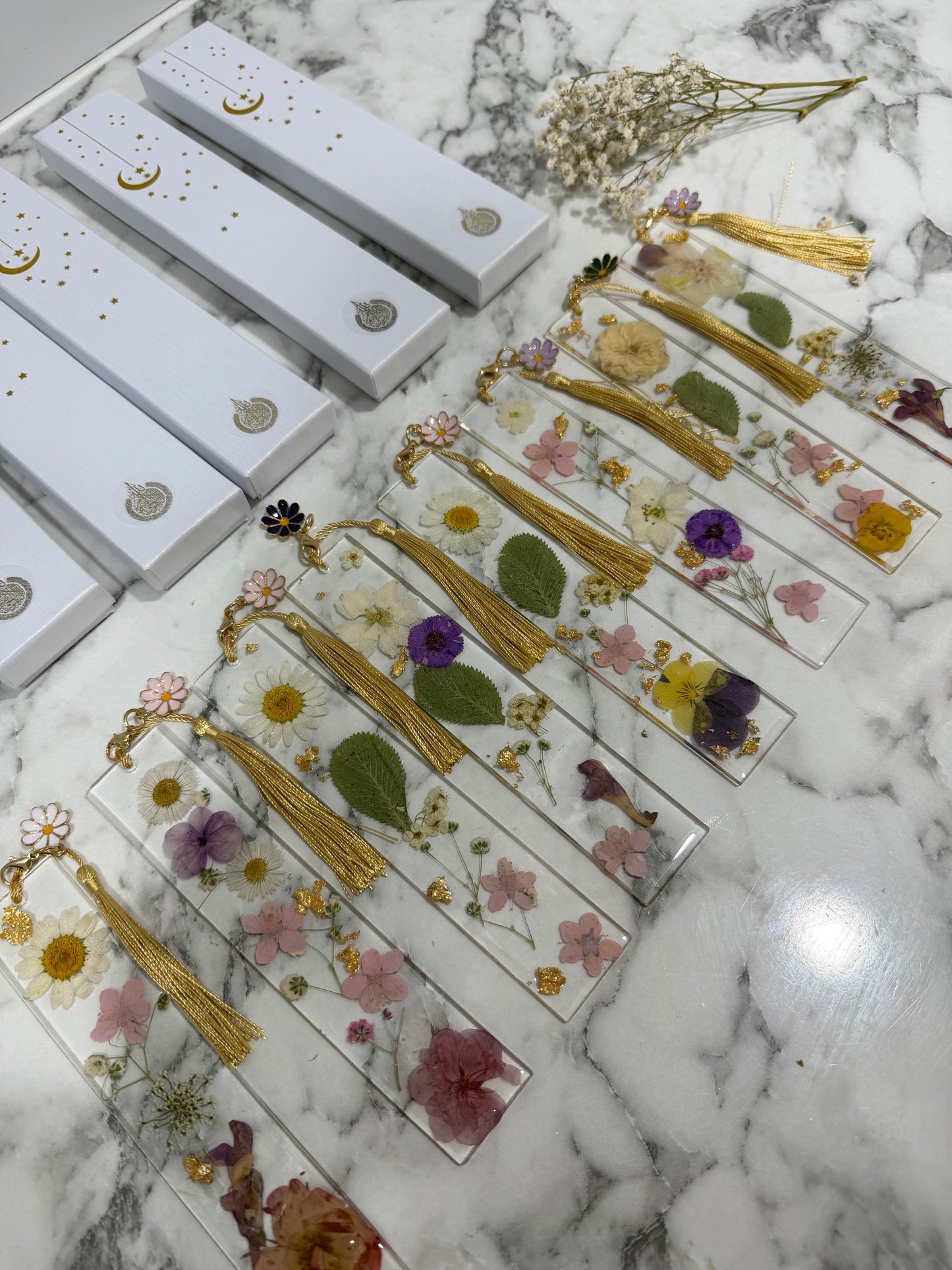 Flower bookmarks