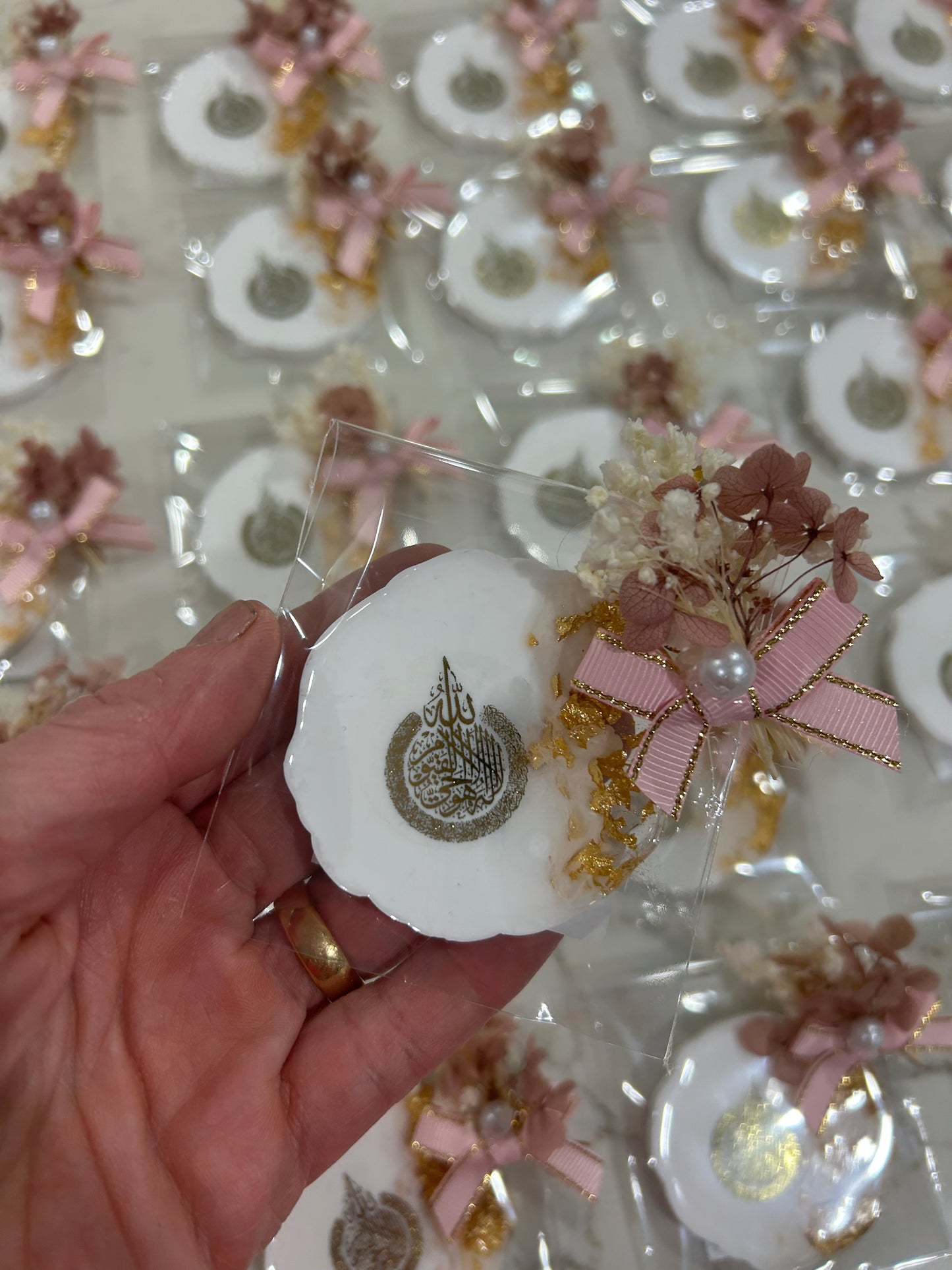Ayatal kursı magnets