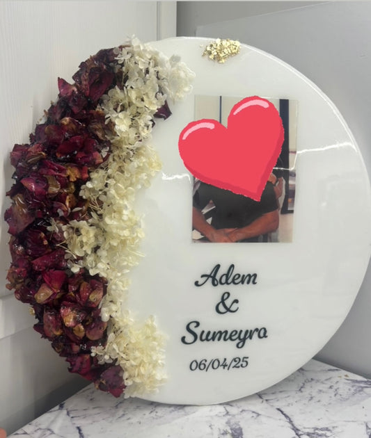 engagement sign (flower preserve)