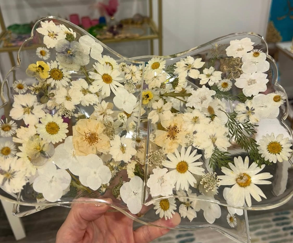 White floral Quran stand