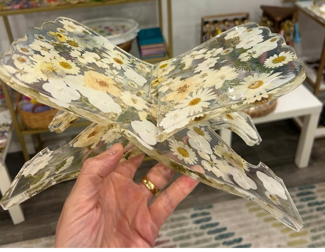 White floral Quran stand