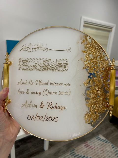 round personalise engagement tray