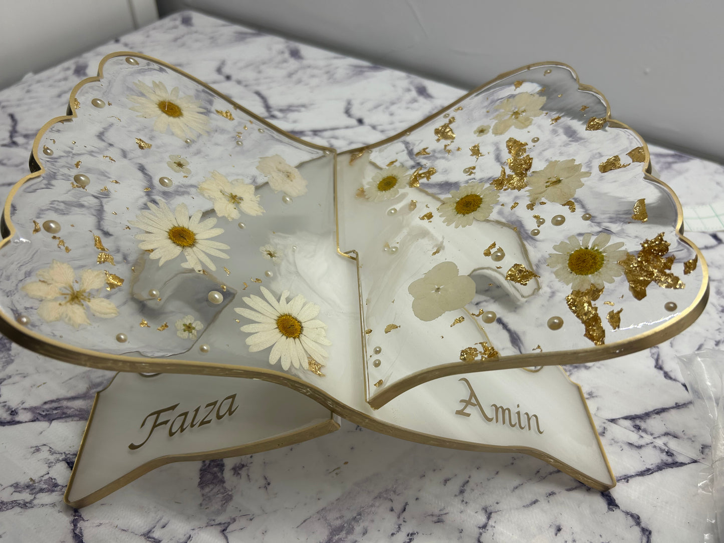 White flower Quran  stand