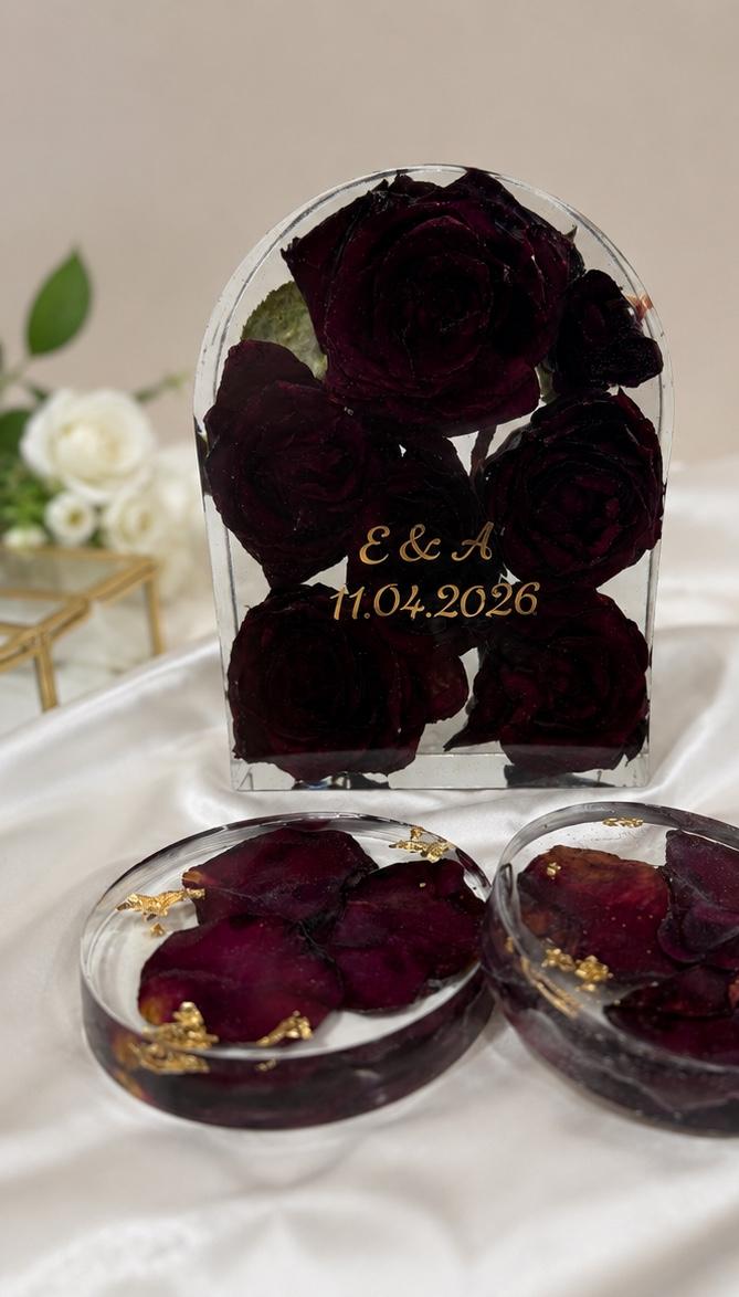 Preserved Engagement Rose Resin Set