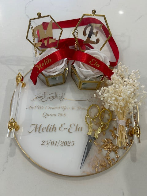 round engagement tray
